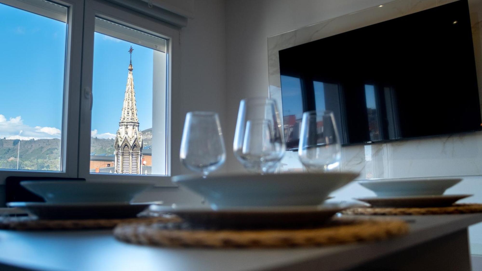 Centro. Plaza De Longoria Carbajal. Parking Gratis Apartamento *