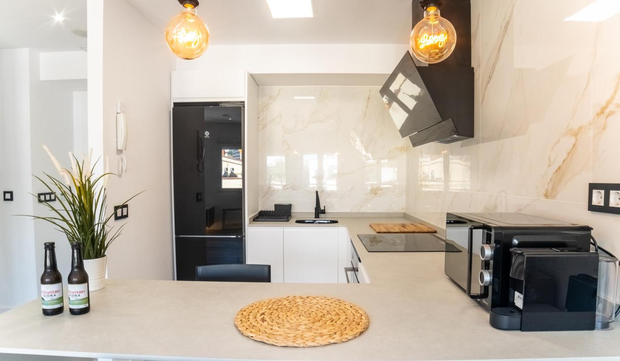 Centro. Plaza De Longoria Carbajal. Parking Gratis Apartamento