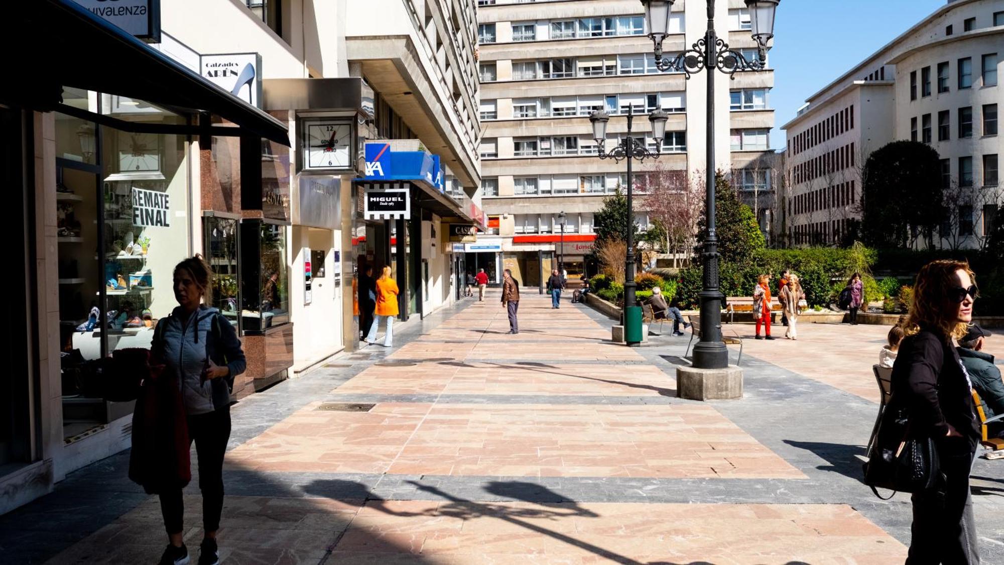 Centro. Plaza De Longoria Carbajal. Parking Gratis *